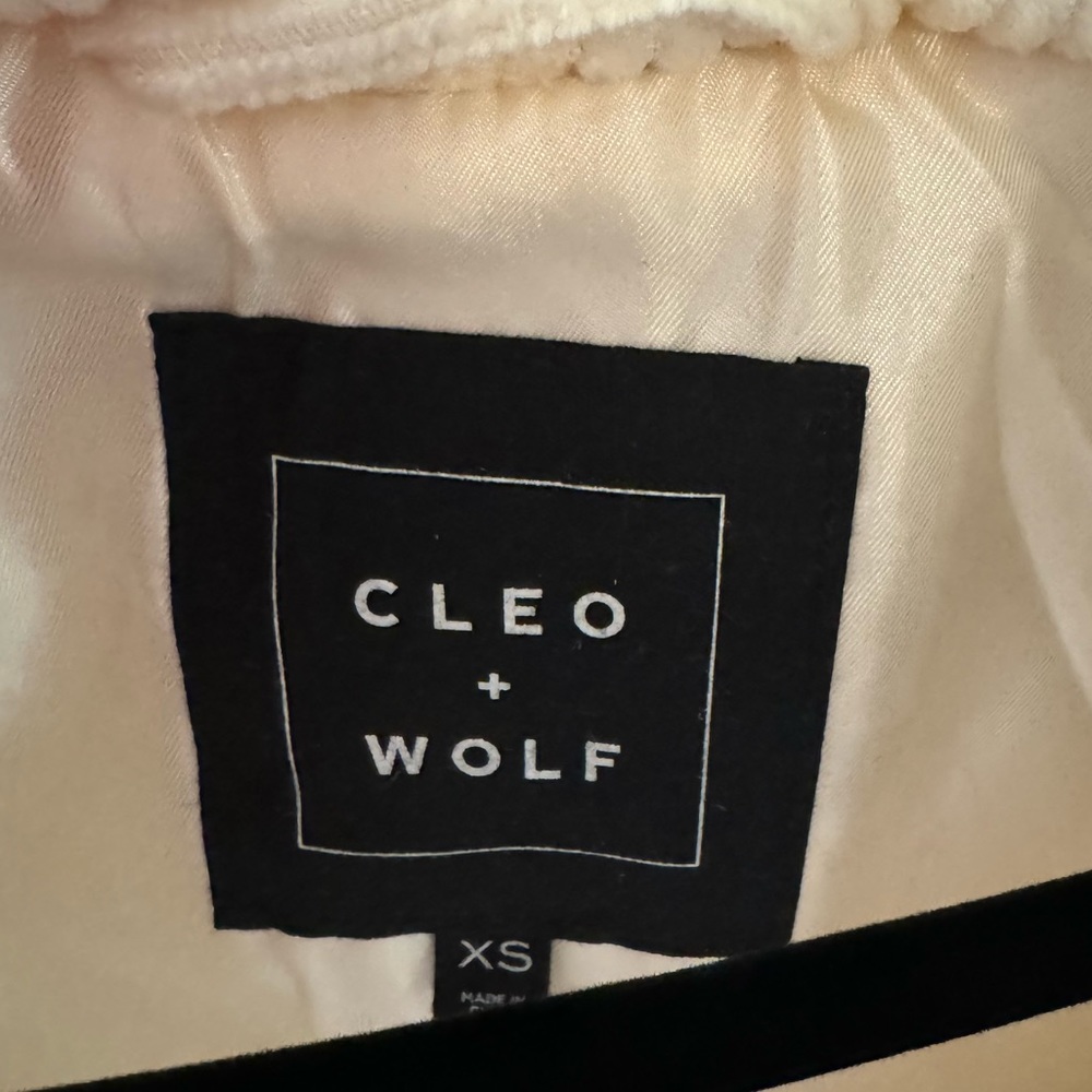 Cleo + Wolf Jacket - Picture 2 of 3